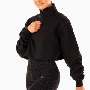 Ryderwear cropped half zip sweater
